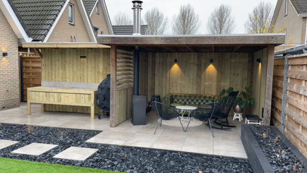 Tuin gemaakt in Hattem door TuinUniek.